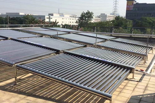 江门热水工程安装实力雄厚,太阳能平板集热器增创效益